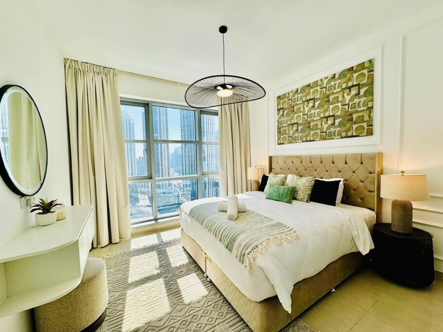Luxe 2br With Fountain & Opera Views At Standpoint A Appartement Dubai